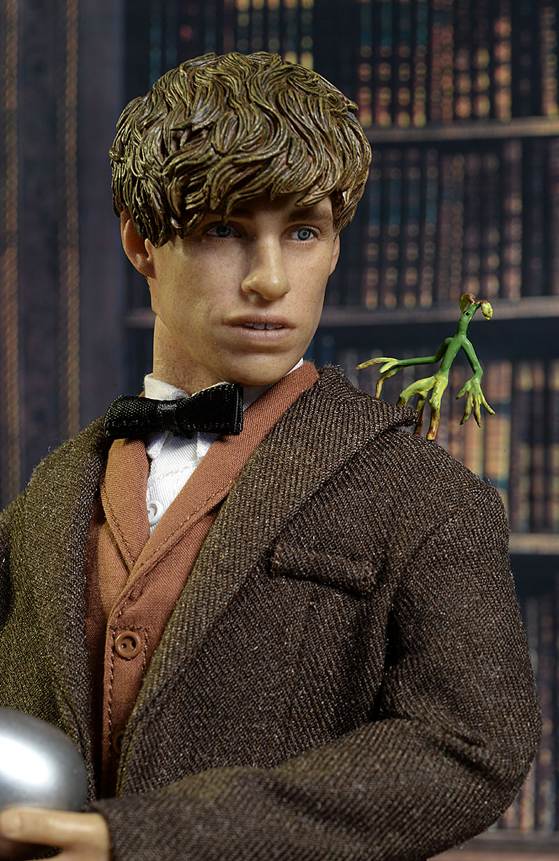 Newt Scamander Fantastic Beasts 1/6th action figure by STar Ace