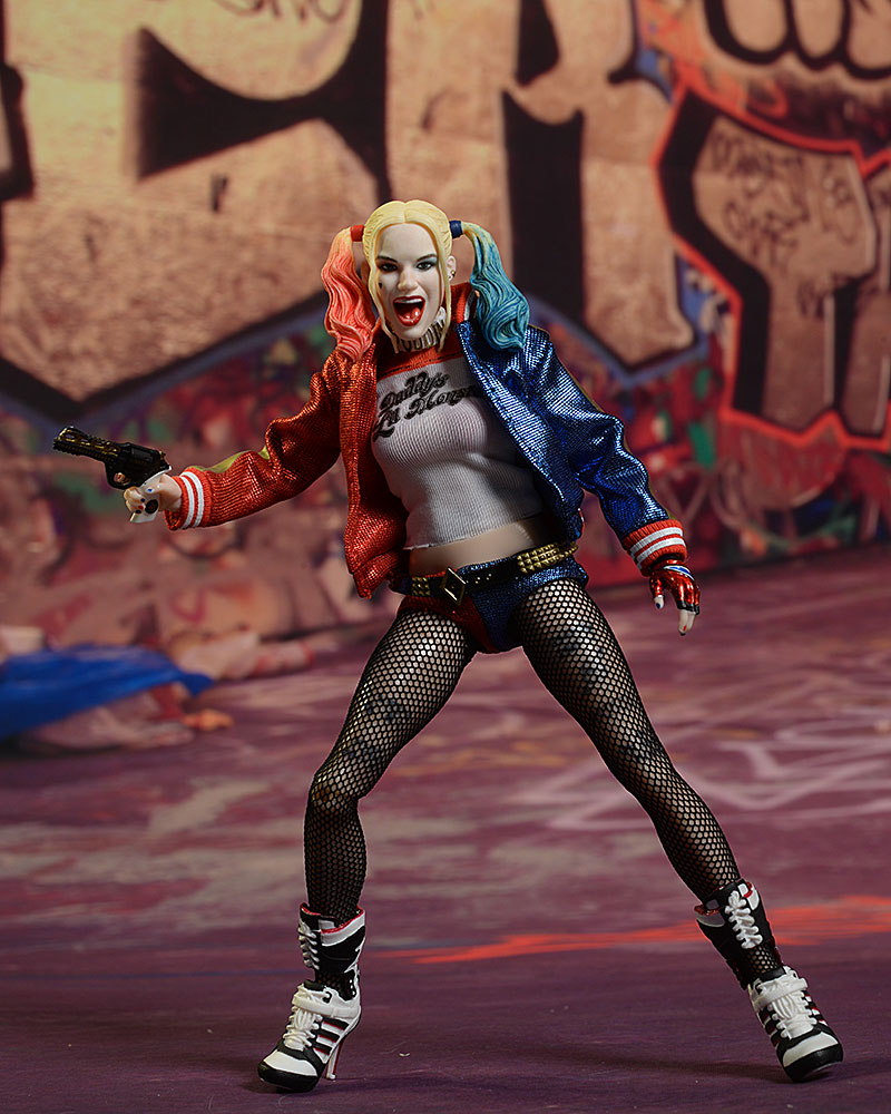 ?Harley Quinn Suicide Squad One:12 Collective action figure by Mezco