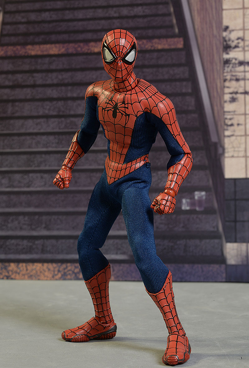Comic Book Hero Action Figures Mezco Toyz One:12 Collective Spider-Man