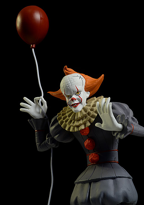Toony Terrors IT Pennywise 2017 action figure by NECA