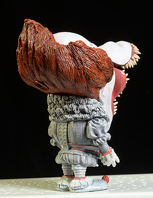 IT Pennywise 'Dead Lights' variant vinyl figure by Star Ace