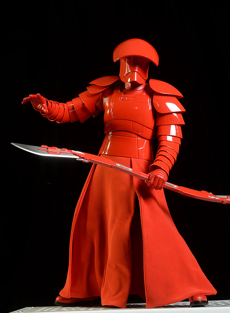 Praetorian Guard Double Blade Star Wars action figure by Hot Toys