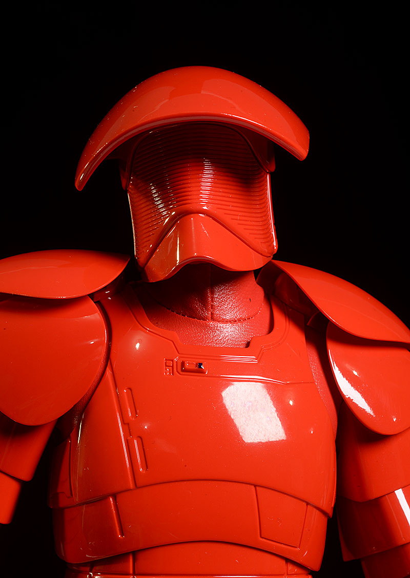 Praetorian Guard Double Blade Star Wars action figure by Hot Toys