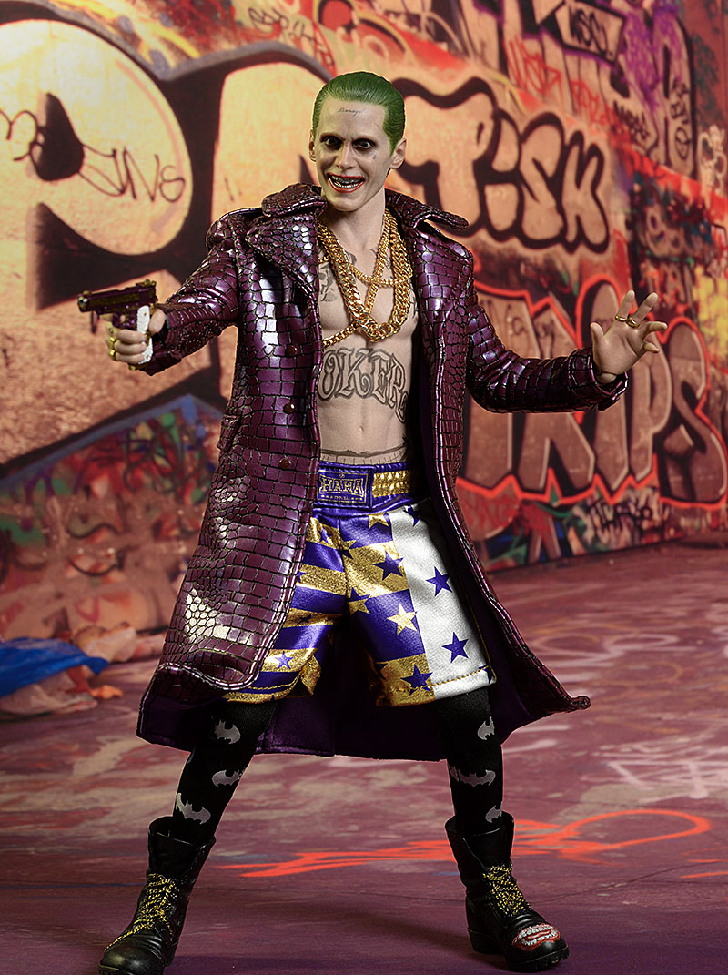 Suicide Squad Joker Purple Coat Deluxe action figure by Hot Toys