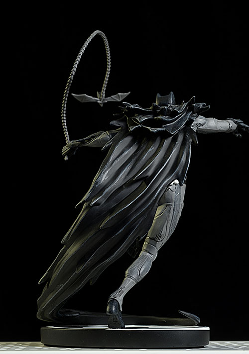 Kenneth Rocafort Batman Black and White statue by DC Collectibles