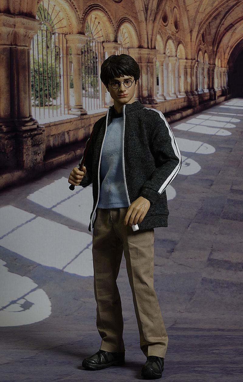 Harry Potter Teenage 1/6th scale action figure by Star Ace