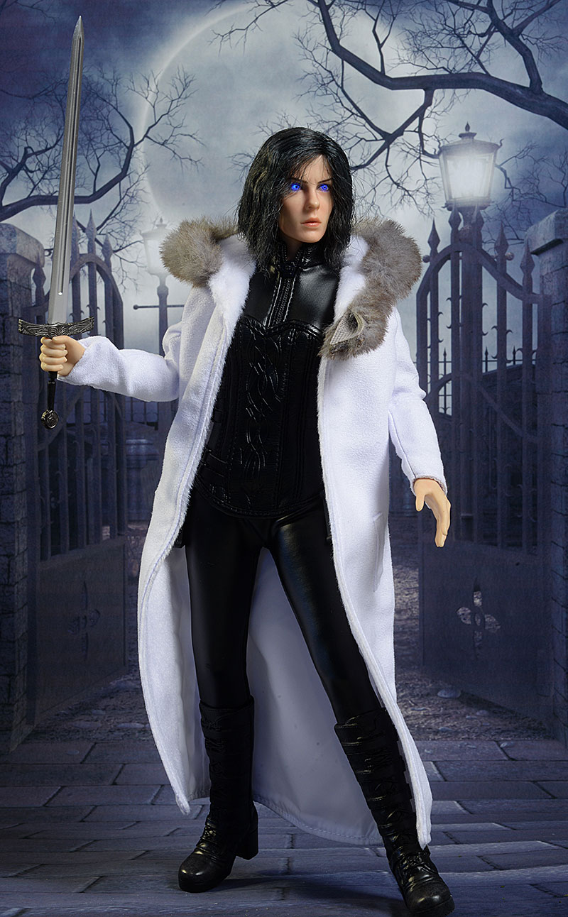 Underworld Selene Blue Eyes sixth scale action figure by Star Ace