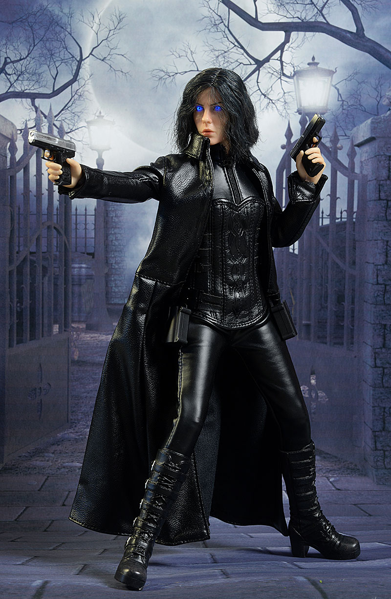 Underworld Selene Blue Eyes sixth scale action figure by Star Ace