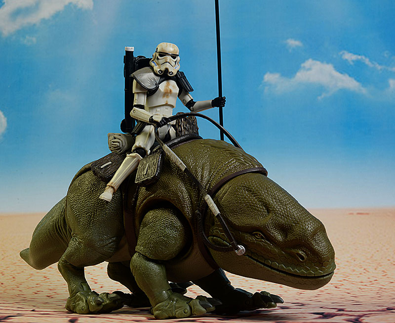 Sandtrooper & Dewback Star Wars Black action figure by Hasbro