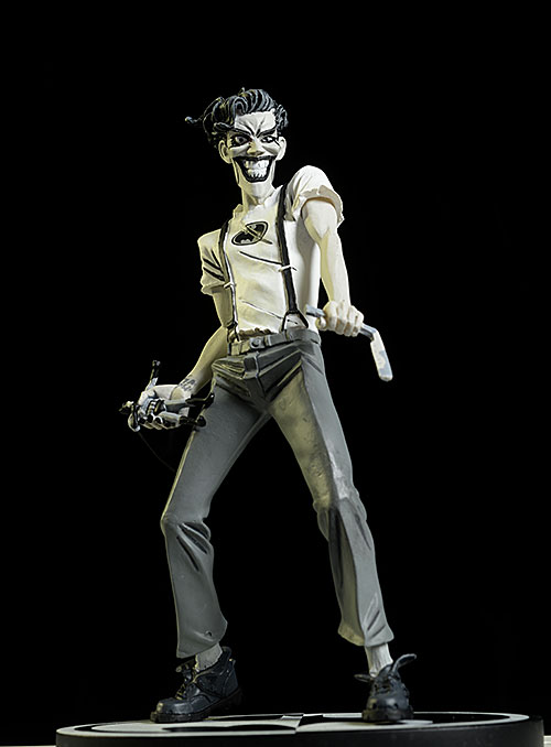 DC Collectibles Batman Black & White Knight Joker by Sean Murphy Statue 
