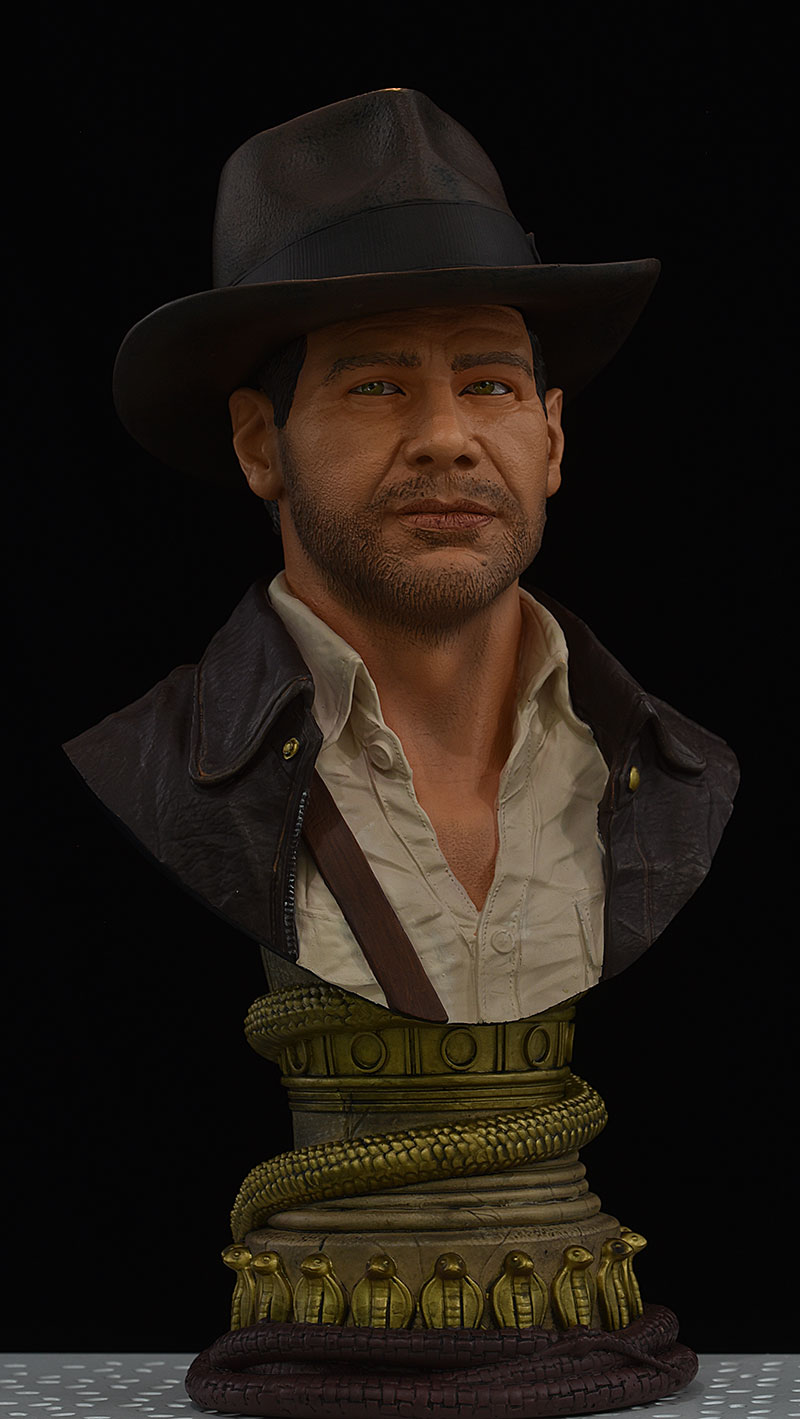 Indiana Jones Legends in 3D by Diamond Select Toys