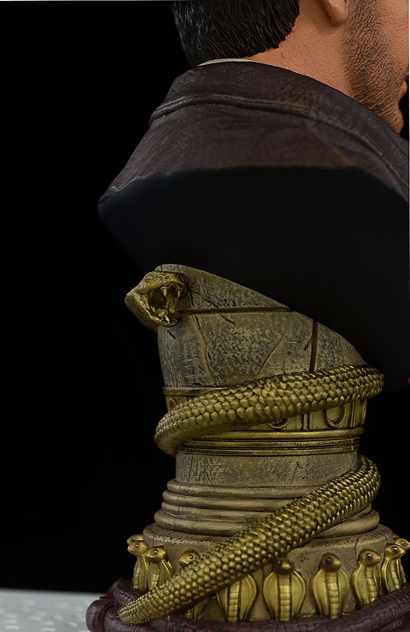 Indiana Jones Legends in 3D by Diamond Select Toys