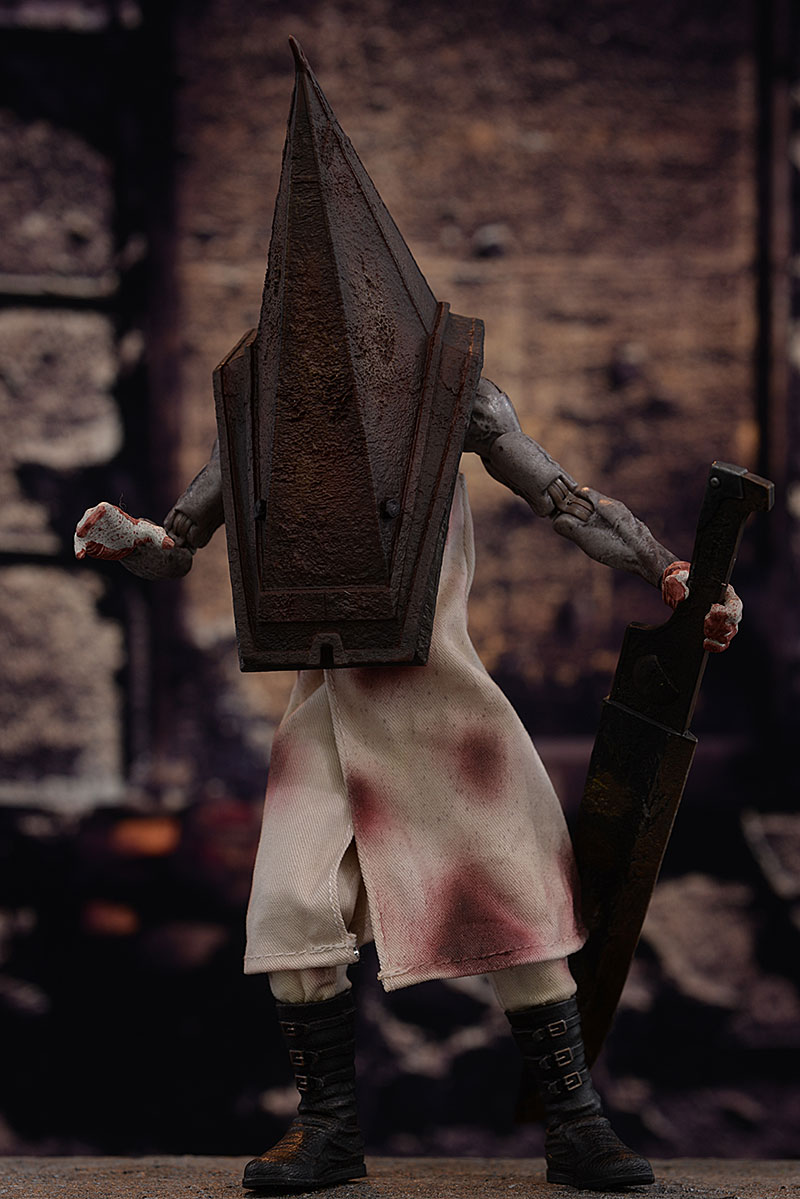 Red Pyramid Thing Silent Hill 2 One:12 action figure by Mezco