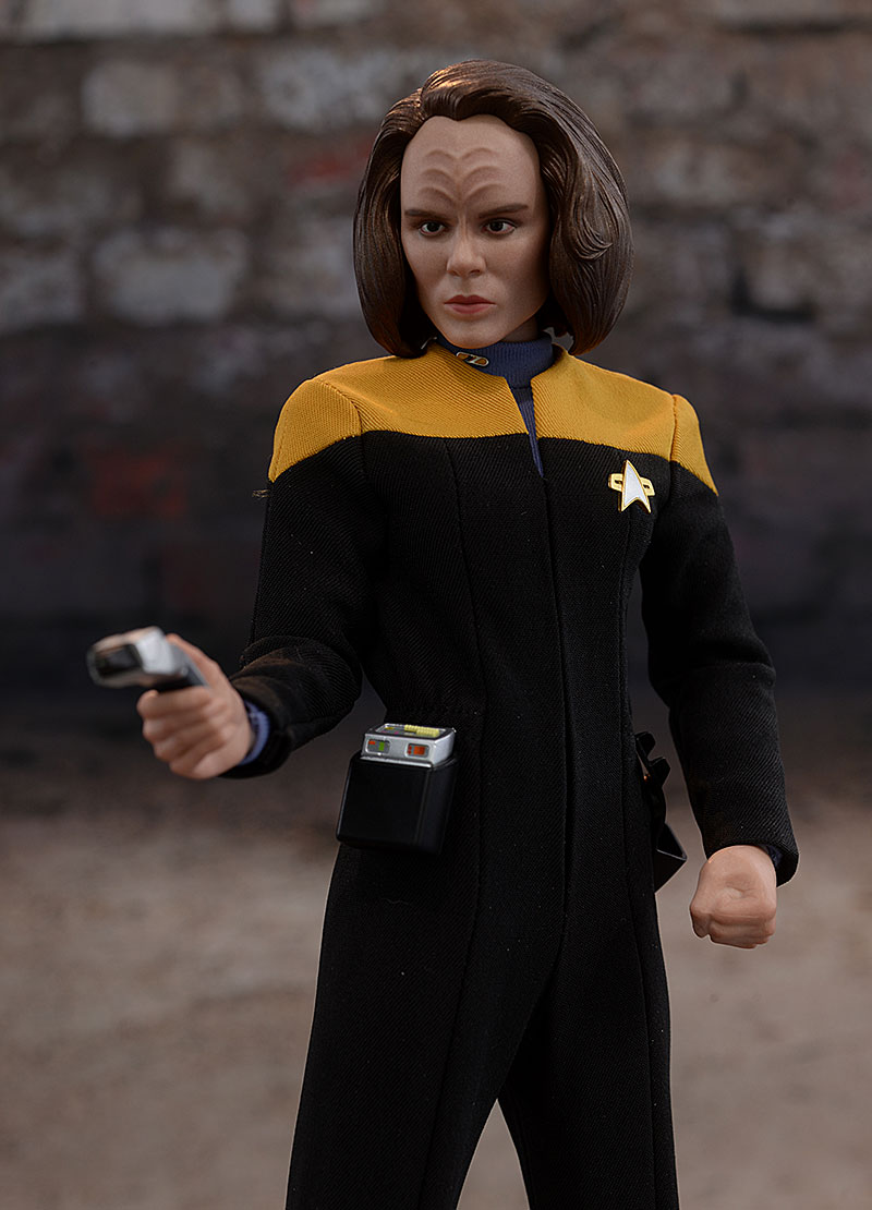 ?B'Elanna Torres Star Trek Voyager sixth scale action figure by EXO-6