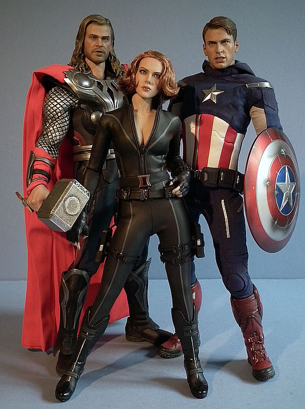 Avengers Thor, Captain and Thor action figure - Another Pop Culture Collectible Review by Michael Crawford, Captain Toy