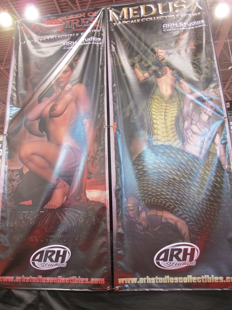 2015 NYCC Photo for ARH