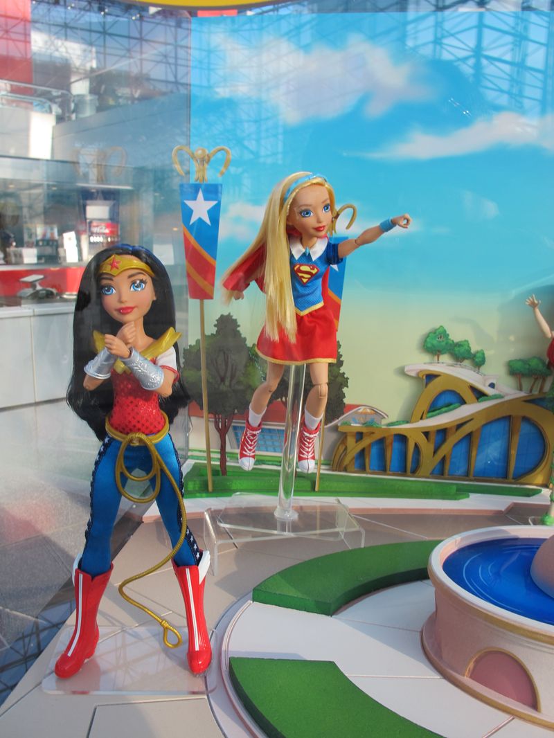 2015 NYCC Photo for DC Superhero Girls