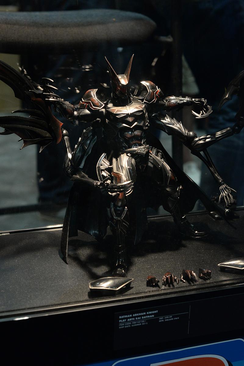 http://www.mwctoys.com/sdcc2015/images/sdcc2015_diamond_93.jpg