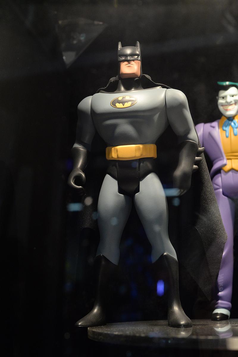 http://www.mwctoys.com/sdcc2015/images/sdcc2015_gentlegiant_35.jpg