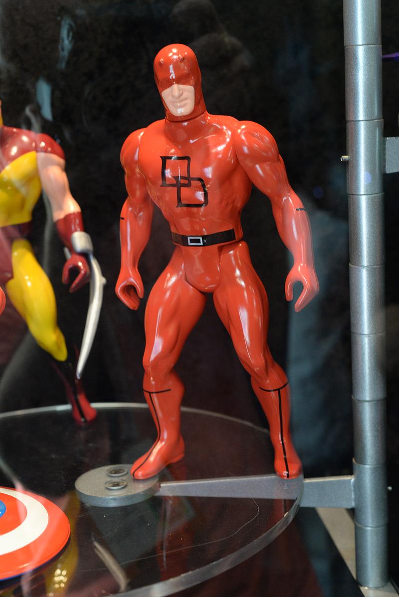 http://www.mwctoys.com/sdcc2015/images/sdcc2015_gentlegiant_72.jpg