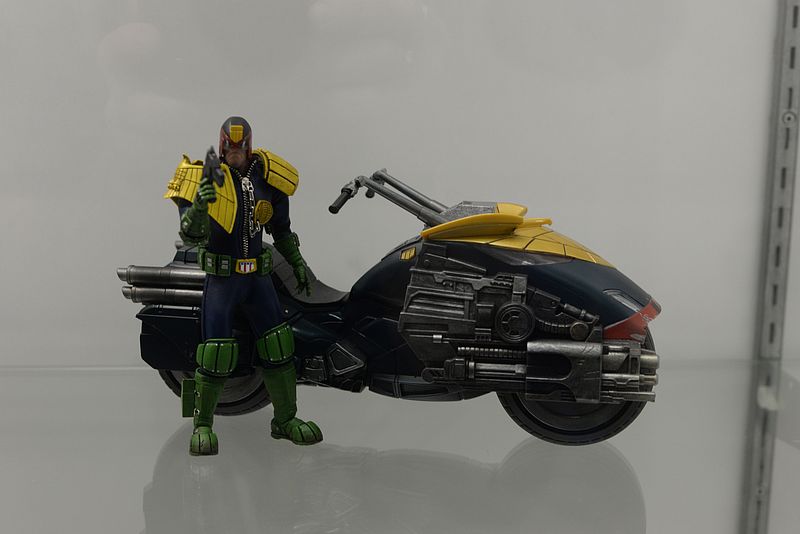 SDCC 2016 San Diego Comic-Con Mezco Toyz