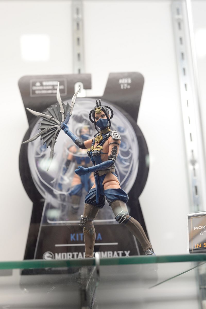 SDCC 2016 San Diego Comic-Con Mezco Toyz