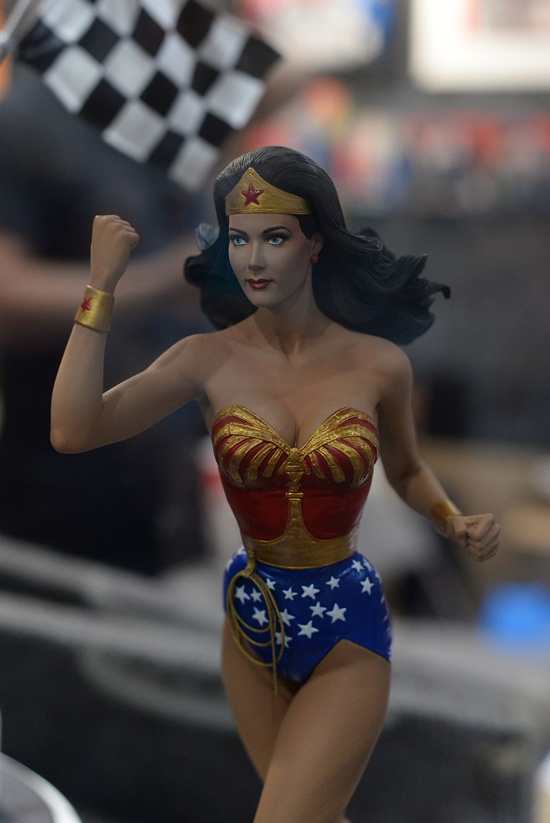 SDCC 2017 San Diego Comic-Con Wonder Woman Tweeterhead